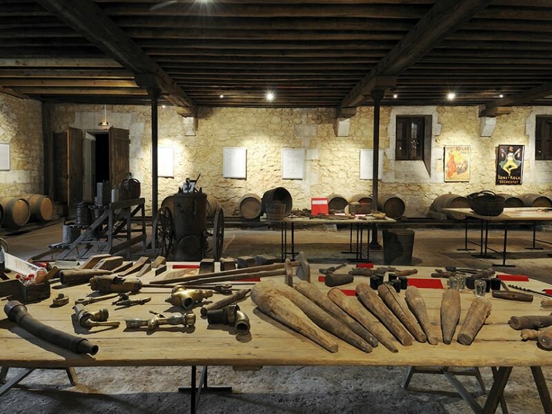Musée du vin en Dordogne, accessoires d’époque